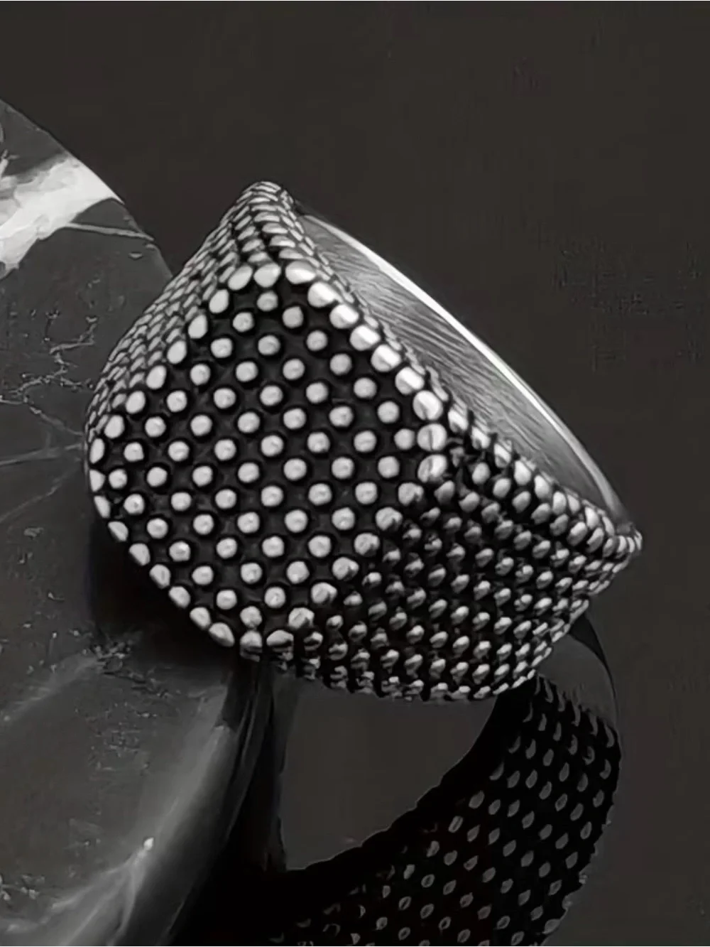 NWT Men’s Stainless Steel Dotted Signet Ring Black Size 10